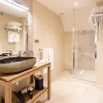 Moulin De Cambelong- Emilie & Thomas 4*
