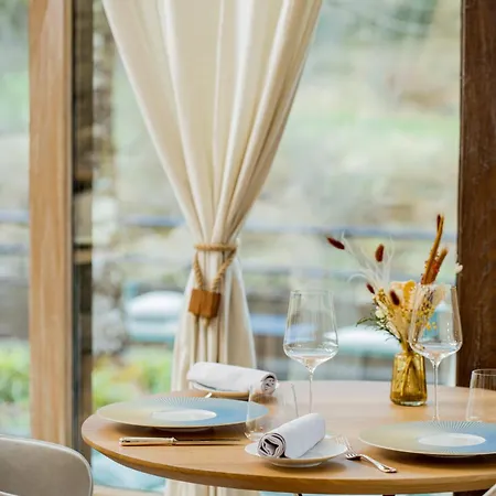 Moulin De Cambelong- Emilie & Thomas 4*