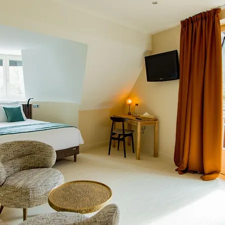 Moulin De Cambelong- Emilie & Thomas Otel